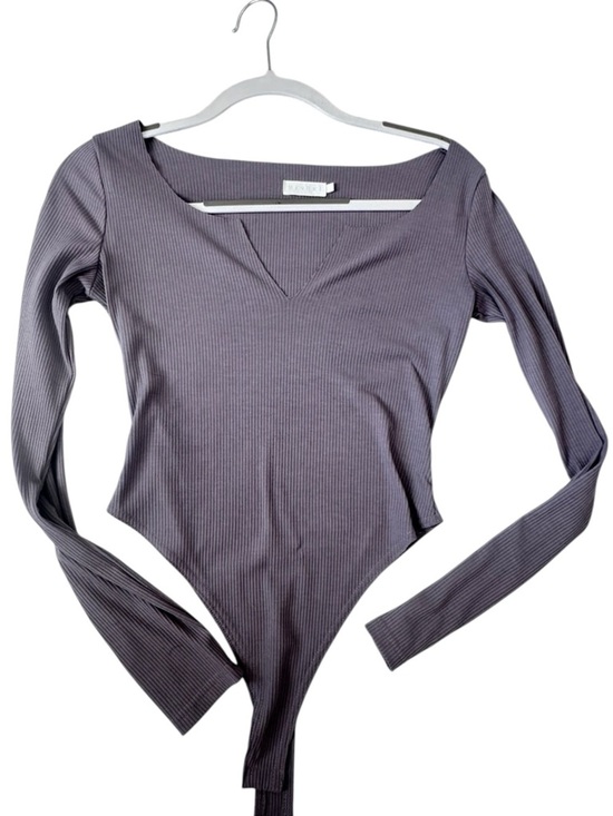 Meshki Tops - Meshki sZ XS V-Neck Ribbed Long Sleeve Bodysuit